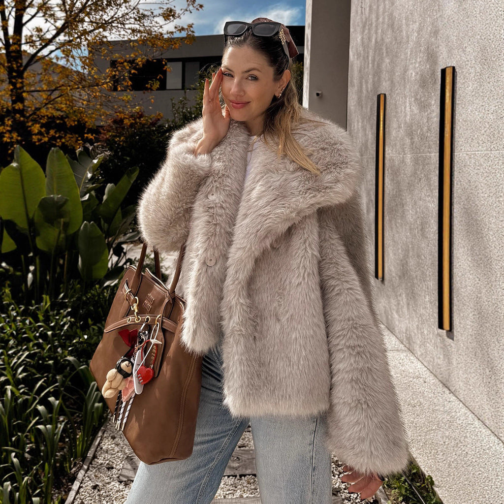 Women's Elegant Faux Fur Coat with Wide Collar