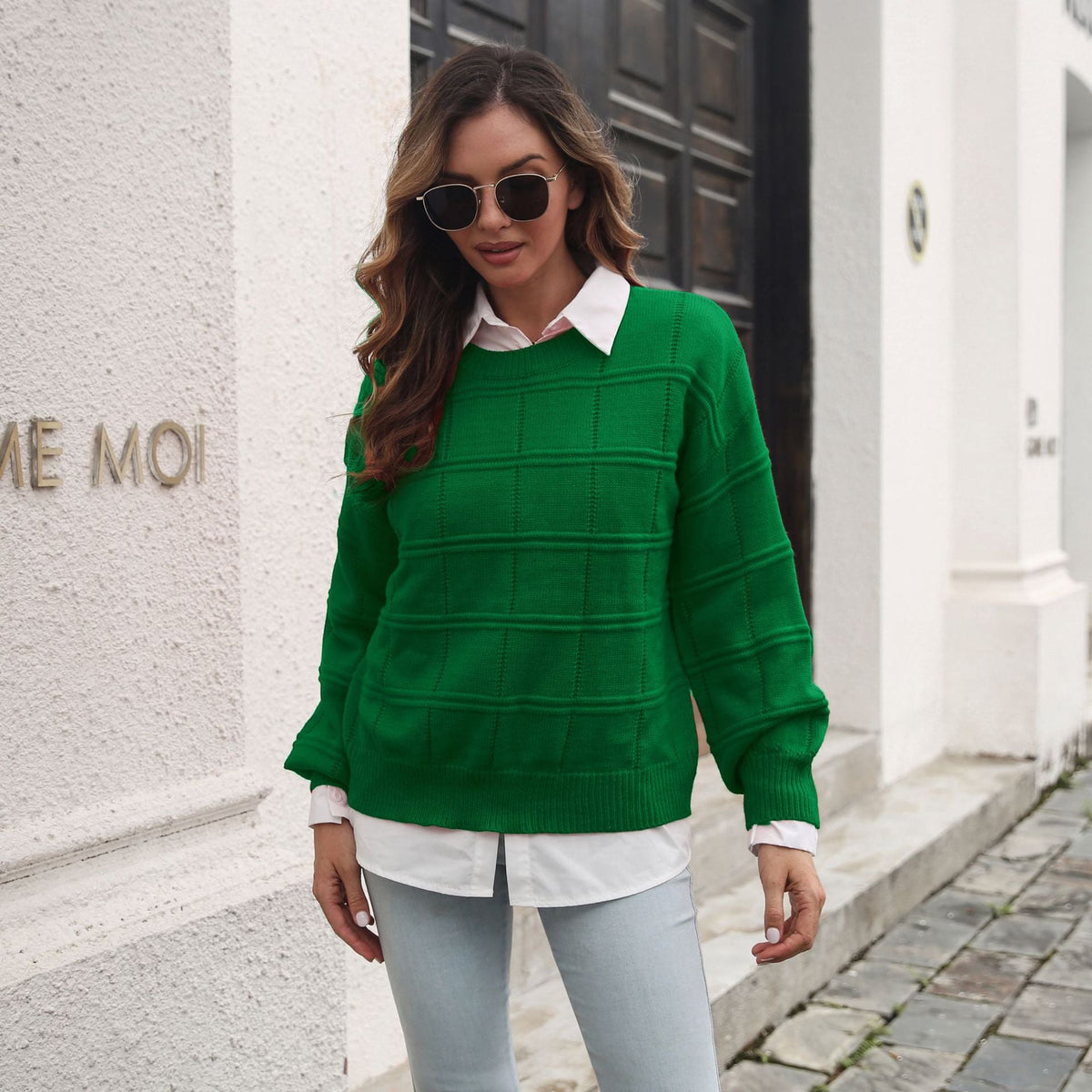 Women's Chic Knit Sweater with Textured Wave Pattern