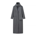 Elegant Winter Coat with High Collar and Practical Pockets