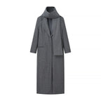 Elegant Winter Coat with High Collar and Practical Pockets