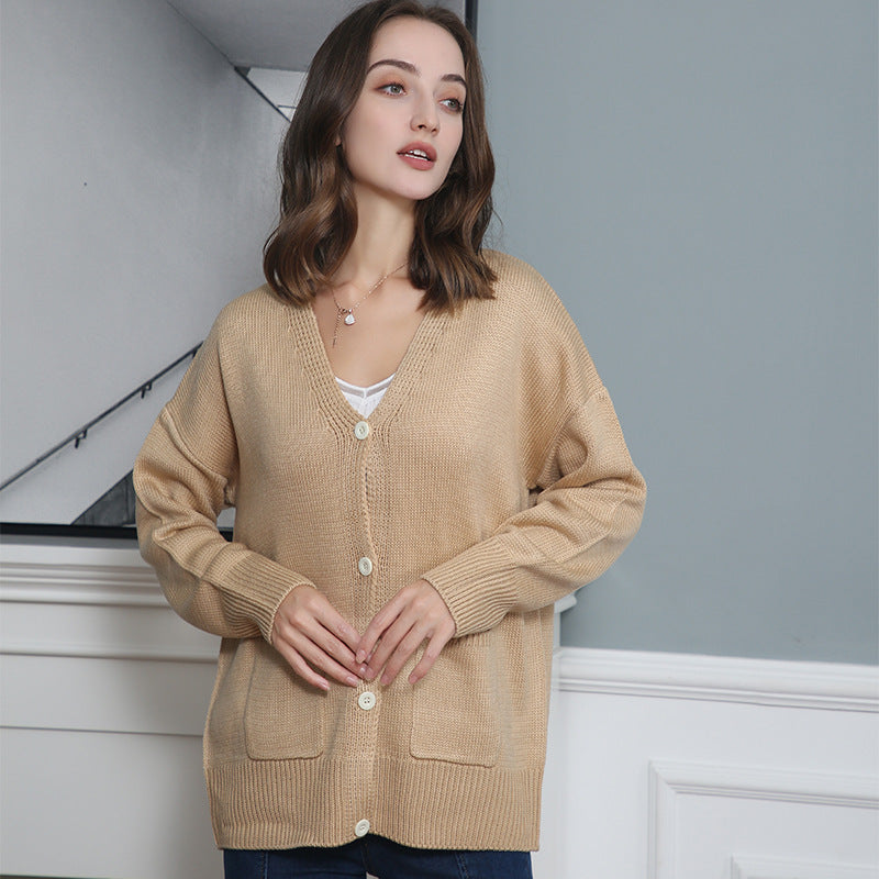 Women's Chunky Knit Cardigan with Pockets and V-Neck