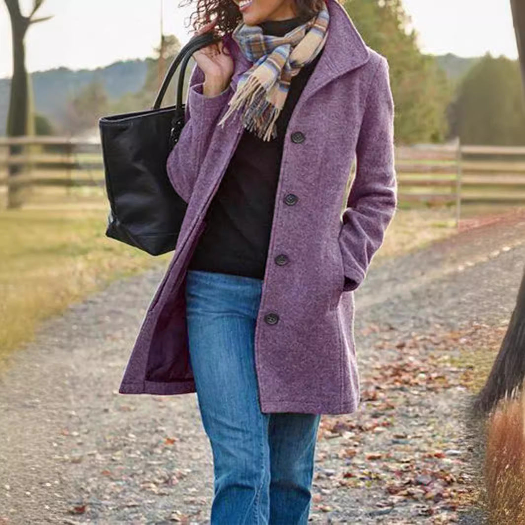 Elegant Wool Coat with Classic Lapel