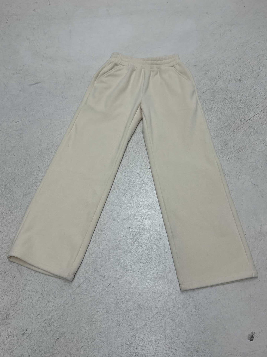 Women's Fluffy Joggers with Elastic Waist and Side Pockets