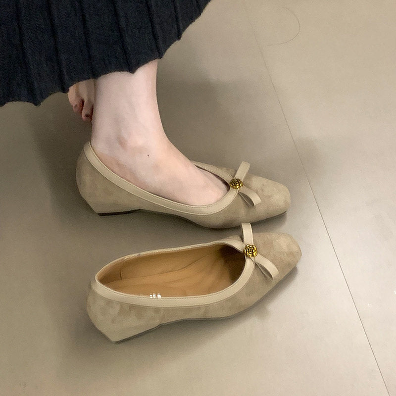 Women's Ballet Flats with Elegant Bow Accent and High-Quality Suede