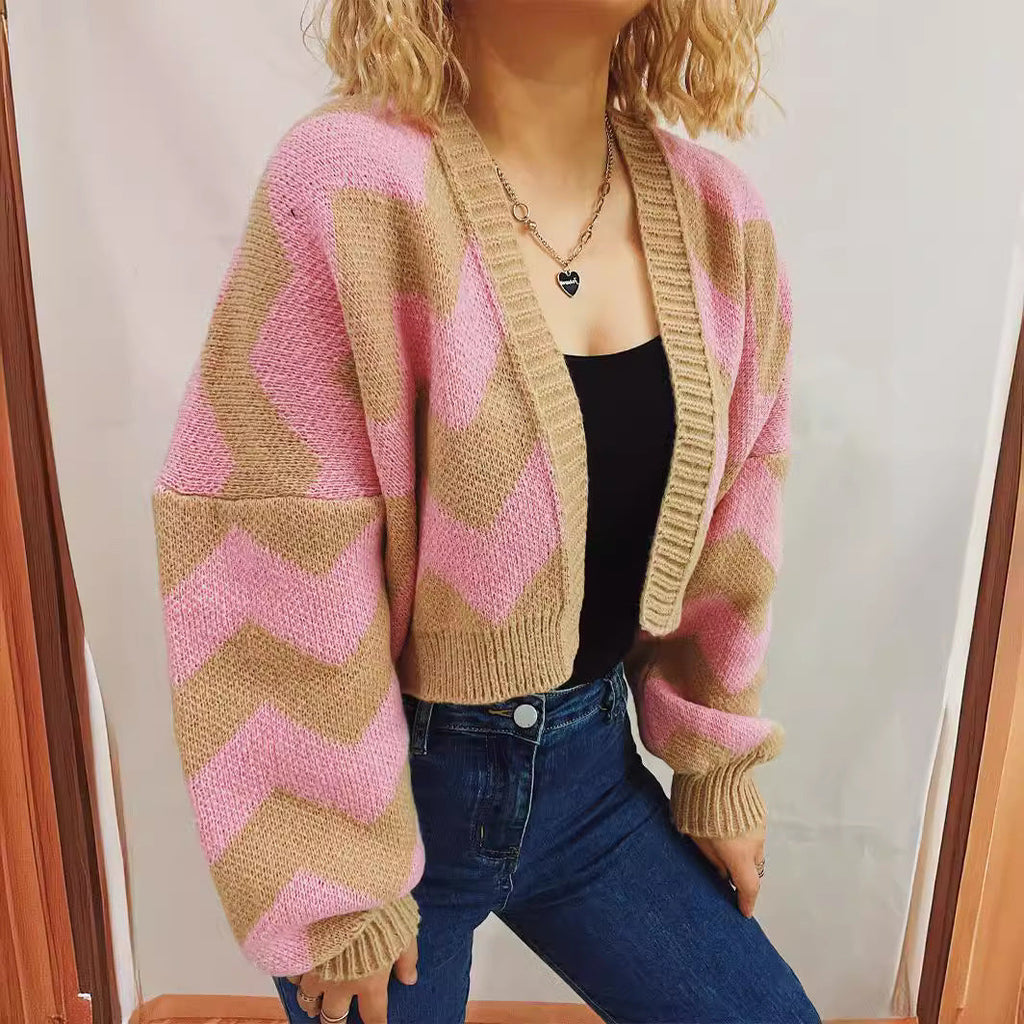 Women's Chunky Knit Cardigan with Zigzag Pattern