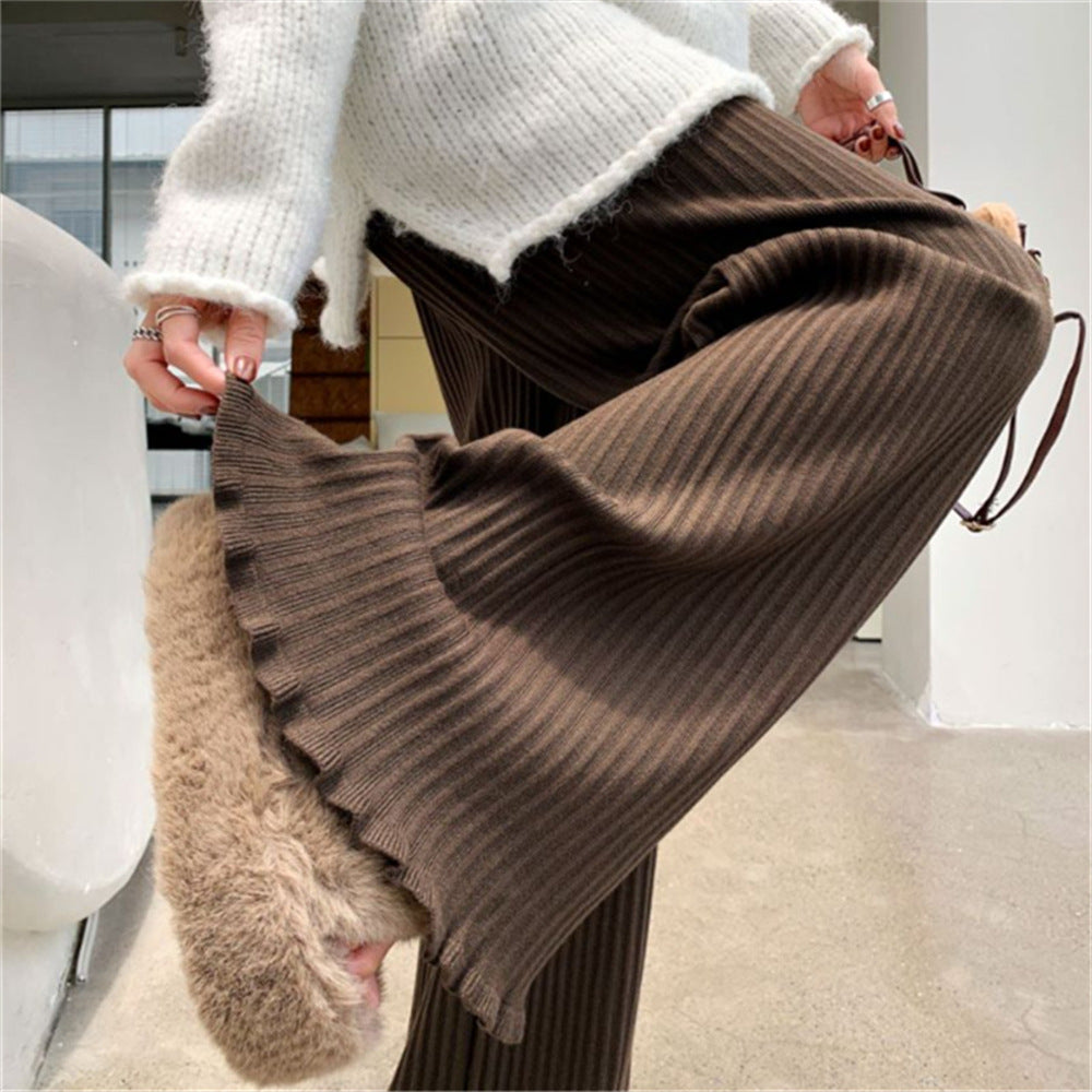 Women's Flowing Knit Pants with Soft Material and Elegant Hem