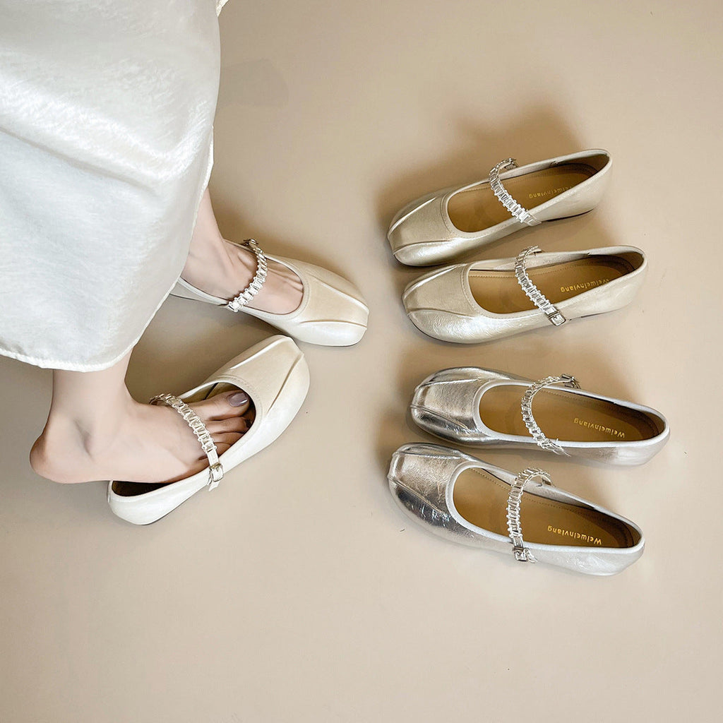 Women's Strap Ballet Flats with Shimmering Finish