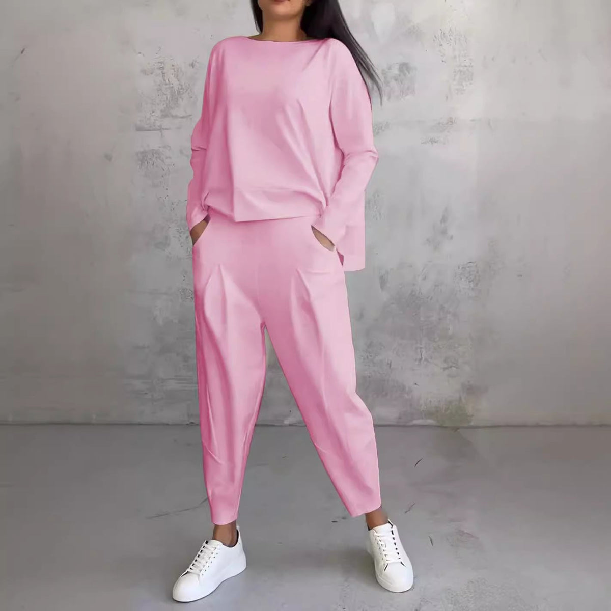 Women's Comfortable and Casual Two-Piece Set with Wide Cut