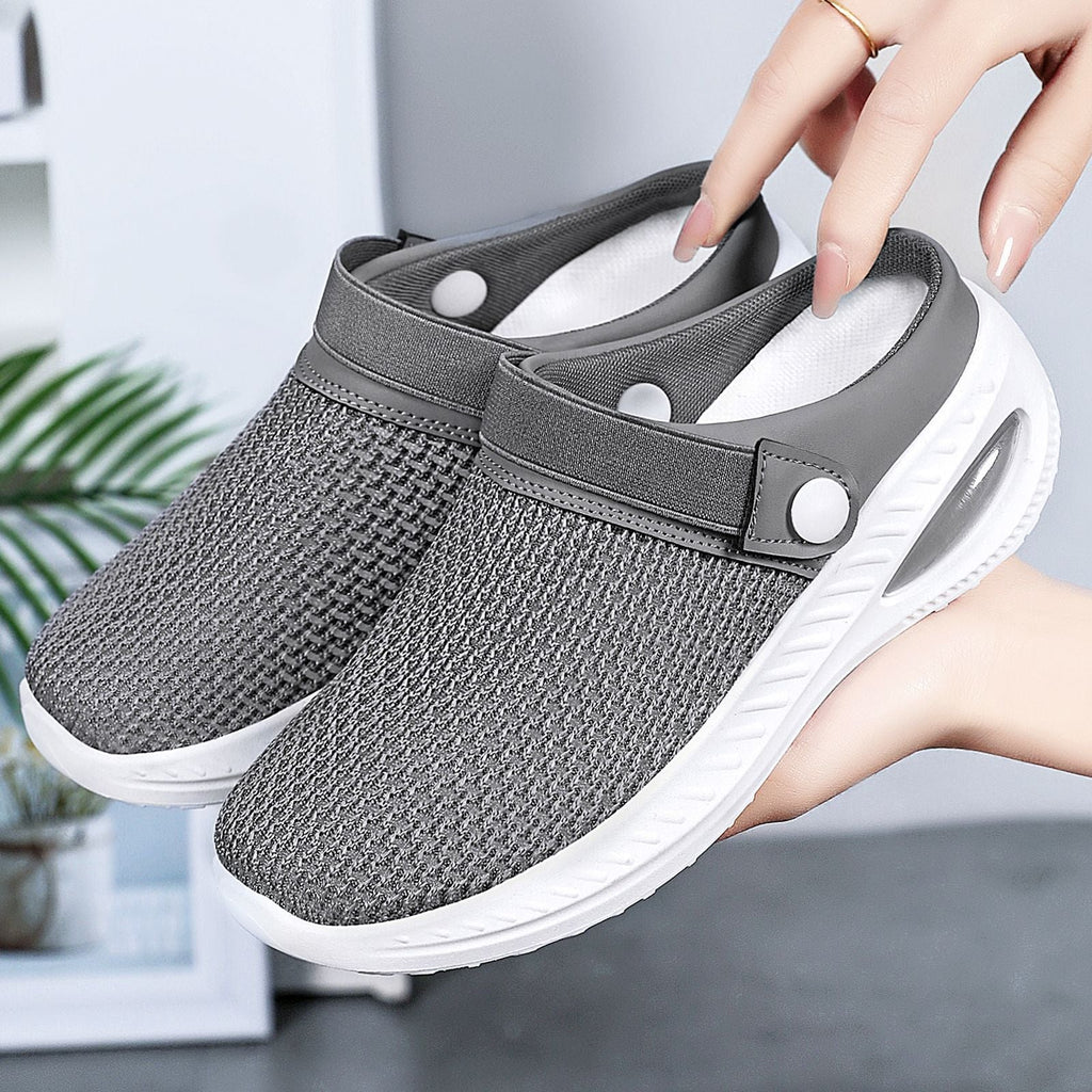 Women's Breathable Clogs with Elastic Strap