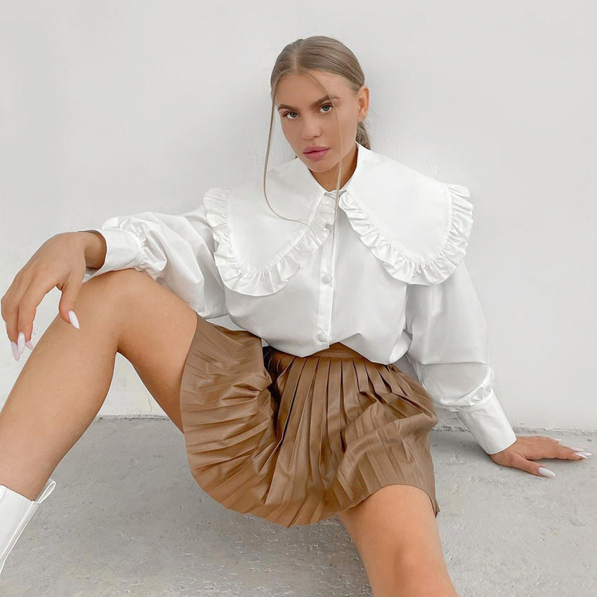 Elegant Blouse with Decorative Ruffle Collar and Puff Sleeves