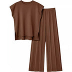 Elegant Women's Short-Sleeve Top and Pleated Trousers Set