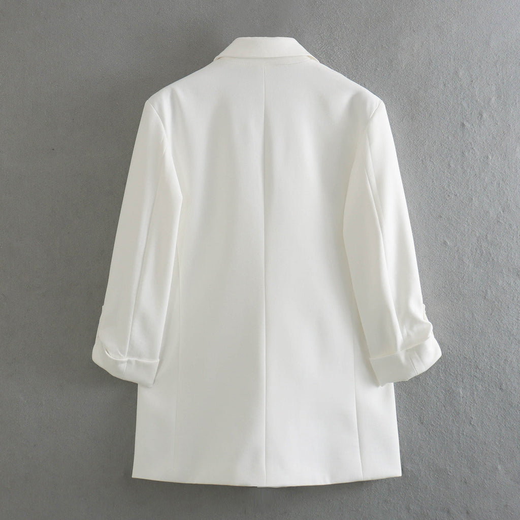 Women's Elegant Blazer with Structured Sleeves and Gold Accents