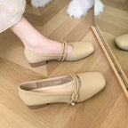 Women's Ballet Flats with Knot Detail