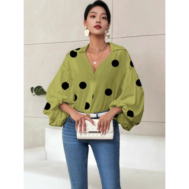 Women's Blouse with Voluminous Balloon Sleeves and Elegant Collar