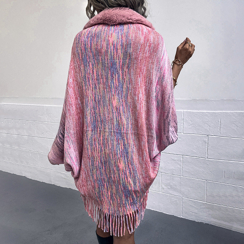 Elegant Women's Poncho with Faux Fur Collar and Fringed Hem
