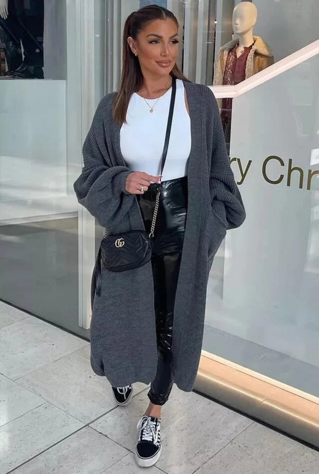 Women's Casual Knit Coat with Deep Pockets