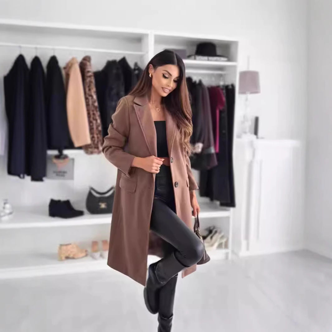Women's Wool Coat with Timeless Cut and Structured Lapel