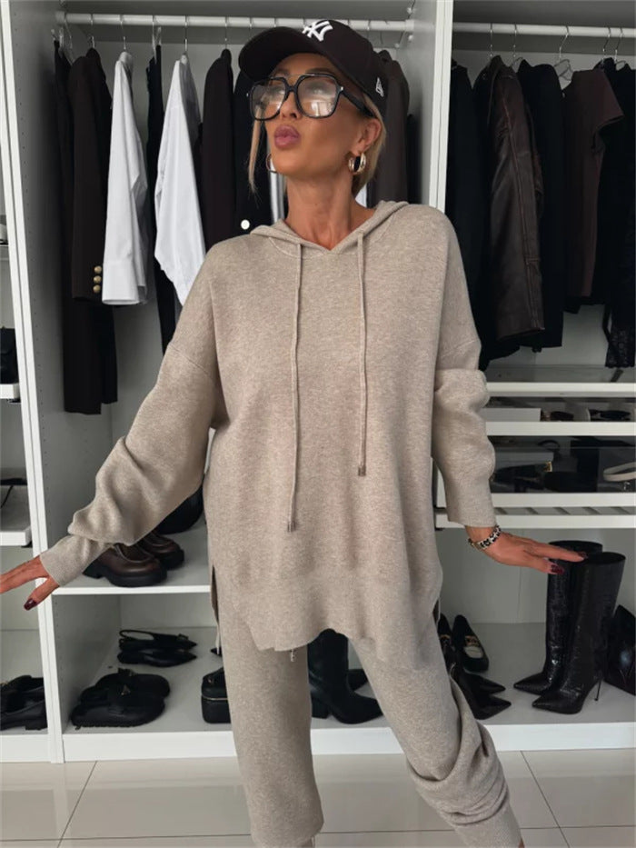 Casual Sport Set with Oversized Hoodie and Joggers