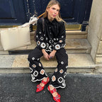 Casual Fabric Suit with Floral Appliqué Design