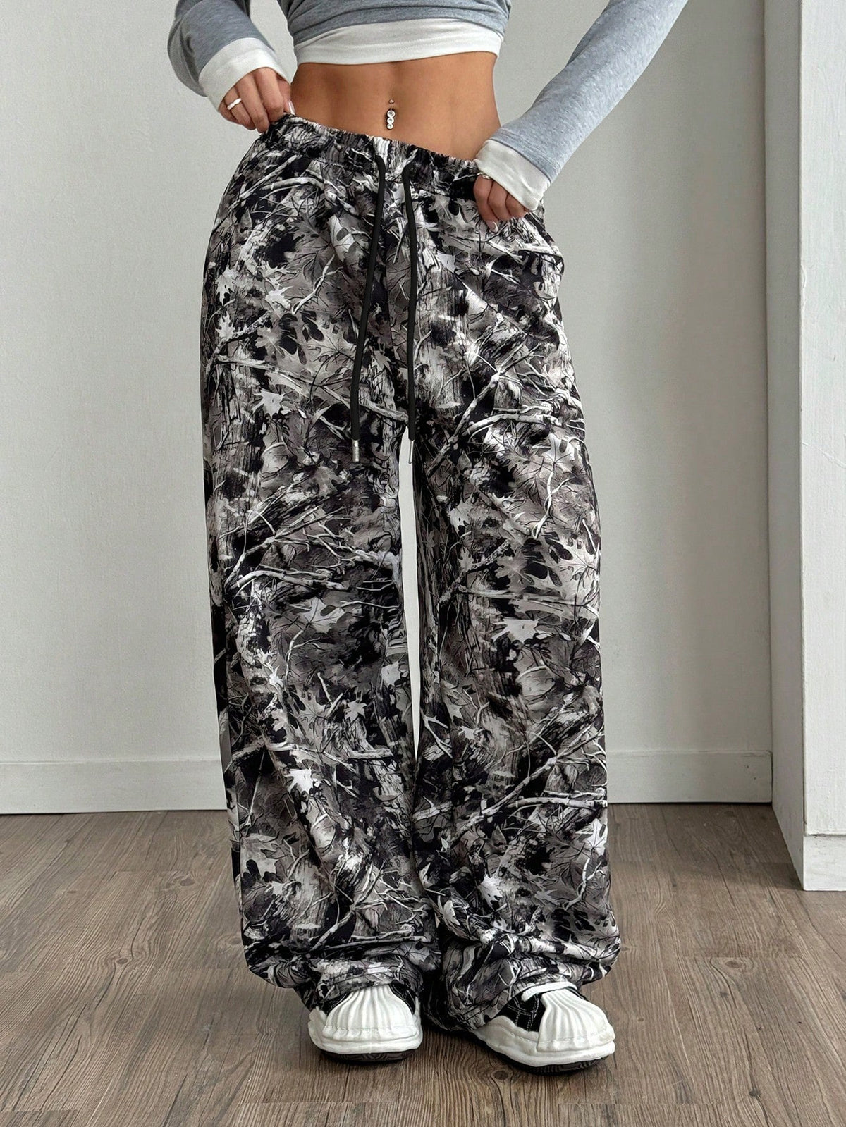 Women's Comfortable Floral Casual Pants with Elastic Waist