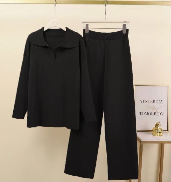 Casual and Stylish Leisure Suit