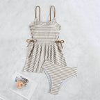 Women's Swimsuit with Voluminous Edge and Adjustable Straps