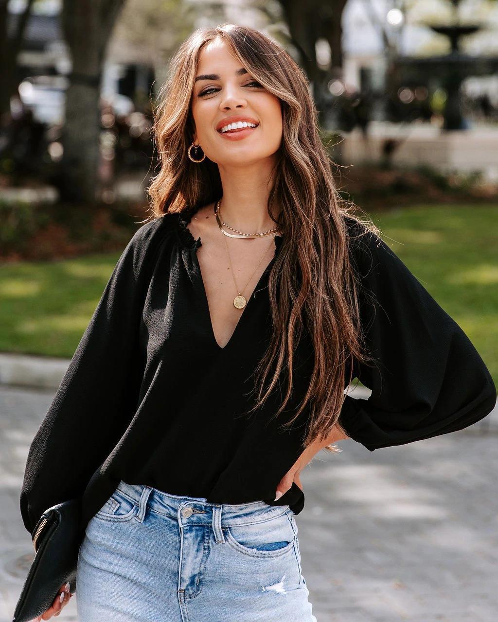 Women's Blouse with V-Neck and Puff Sleeves