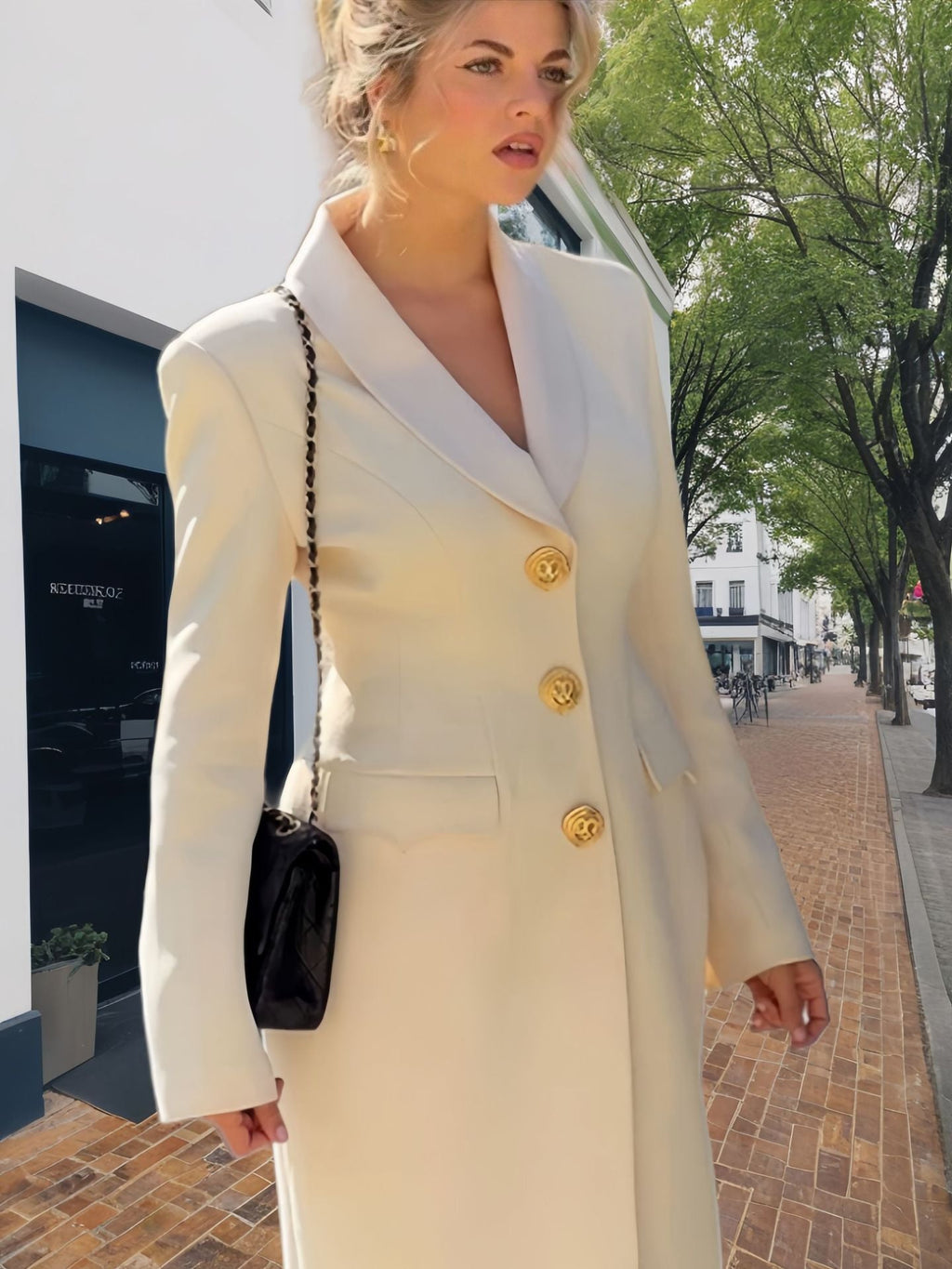 Elegant Long Coat with Gold Buttons and Classic Cut