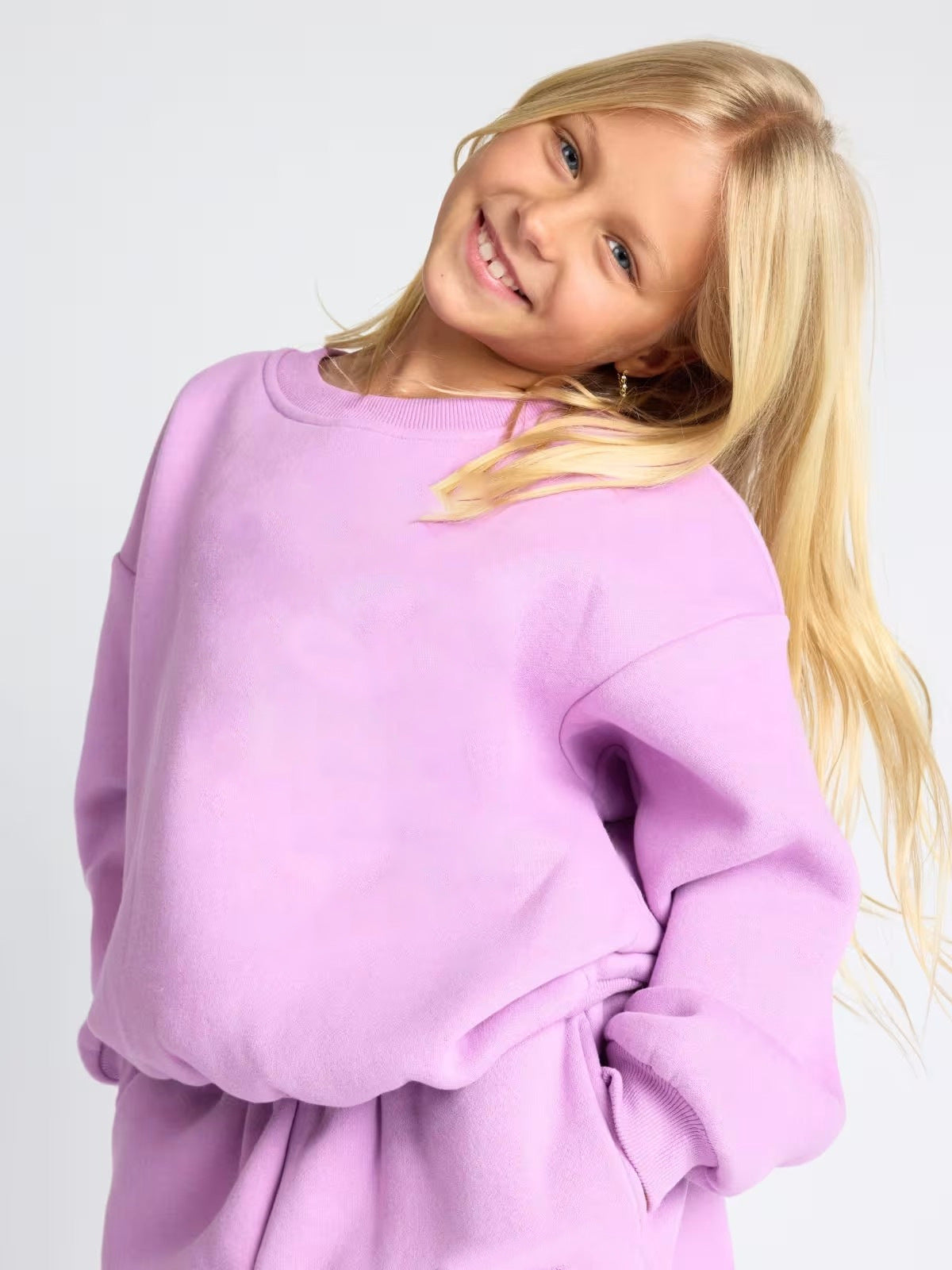 Casual Sweat Set with Voluminous Top and Comfortable Joggers