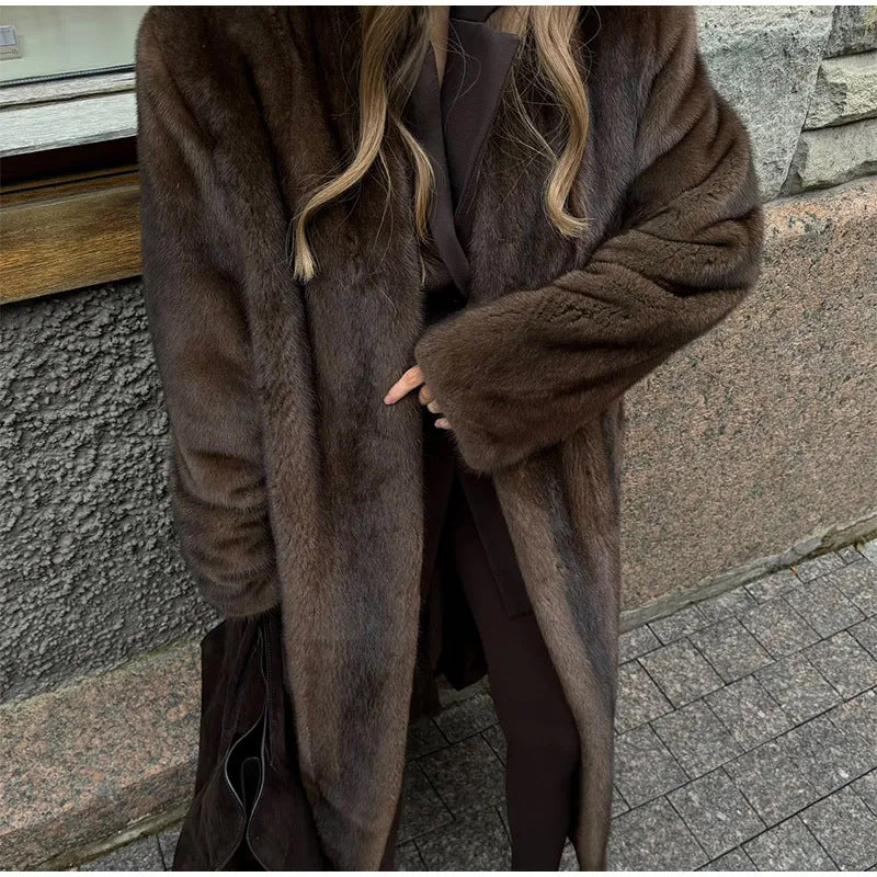 Women's Luxurious Wide-Cut Faux Fur Coat