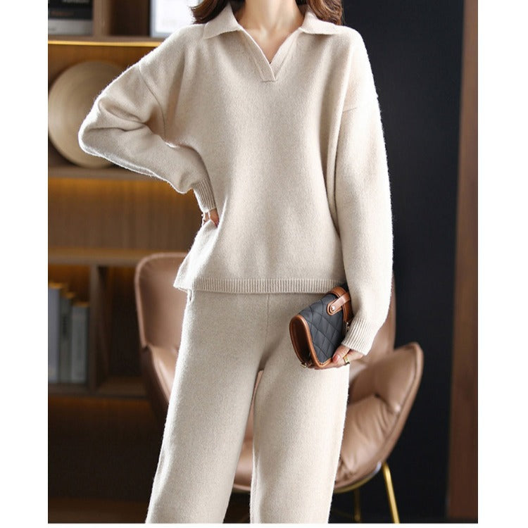 Women's Elegant Collared Cardigan with Wide Cut