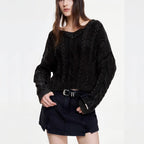 Women's Chunky Knit Sweater with V-Neck and Voluminous Sleeves