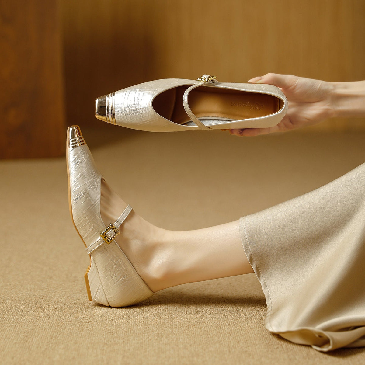 Women's Ballerina Flats with Strap and Block Heel