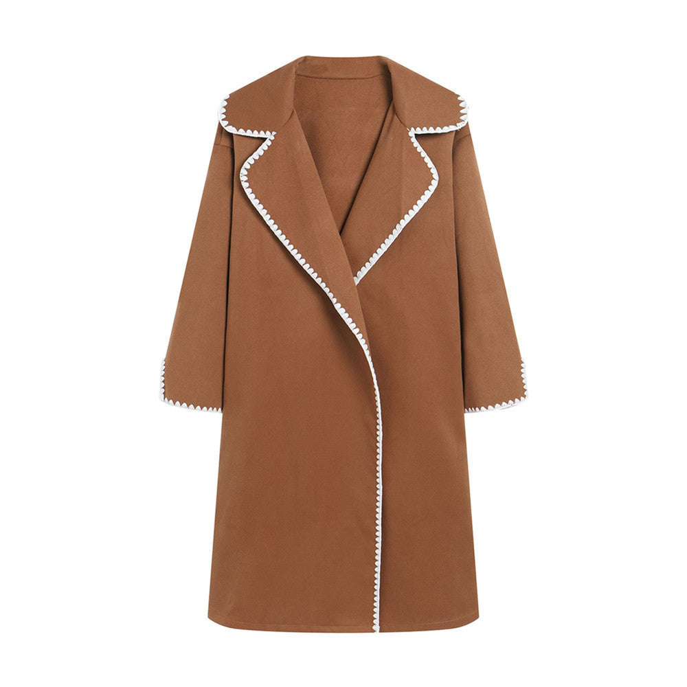 Women's Elegant Coat with Stylish Fold-Over Collar and Contrasting Stitching