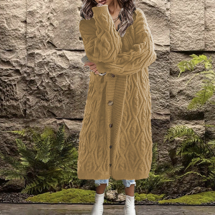 Women's Chunky Knit Coat with Elegant Cable Knit Structure and Buttons