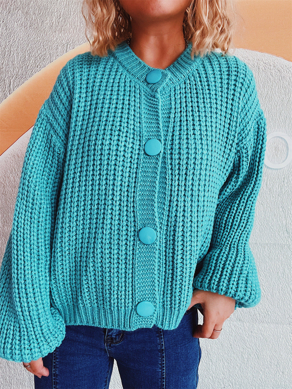 Women's Chunky Knit Cardigan with Balloon Sleeves and Decorative Buttons