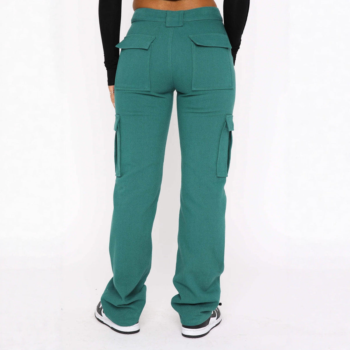 Women's Cargo-Style Pants with High Pockets and Relaxed Fit