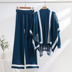 Elegant Knit Loungewear Set with Graphic Pattern and Wide Sleeves