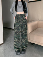 Women's Cargo Pants in Fashionable Camouflage Design with Practical Pockets