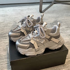 Women's Breathable Sneakers with Innovative Lacing System