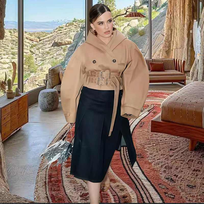 Elegant and Fashionable Jacket with Trendy Animal Print