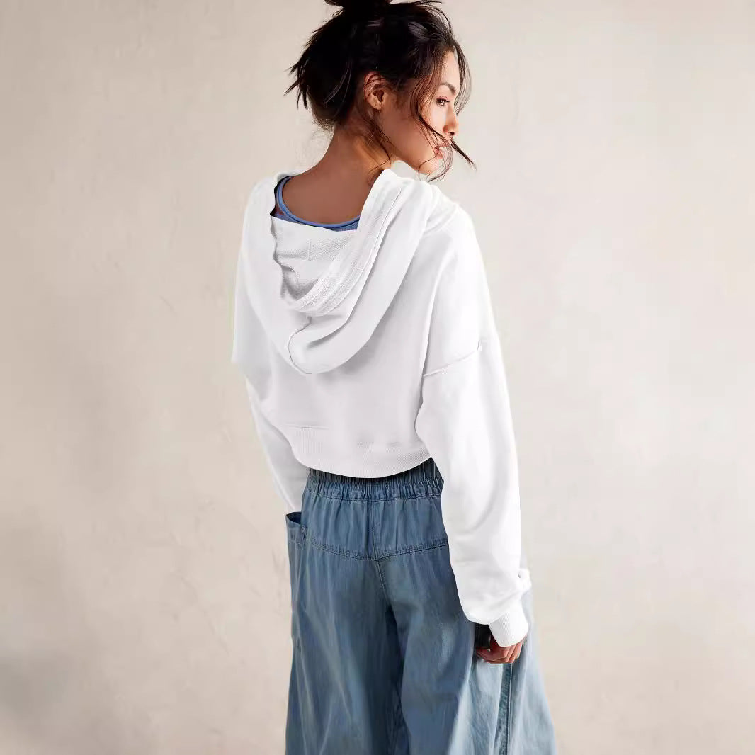 Cropped Sweatshirt with Kangaroo Pocket