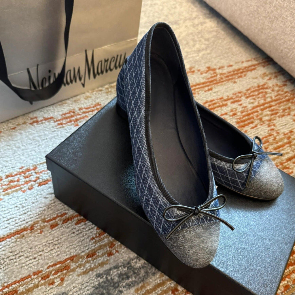 Women's Ballet Flats with Bow Detail