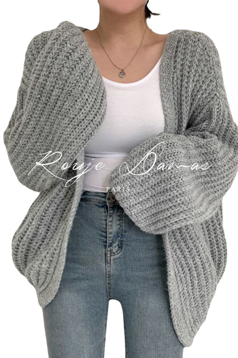 Women's Chunky Knit Cardigan with Relaxed Fit and Voluminous Sleeves