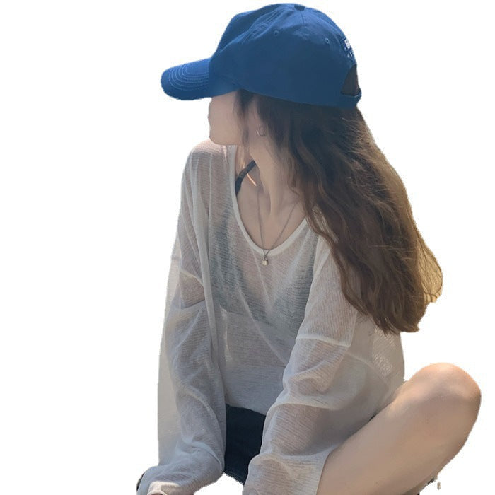 Women's Cropped Sweatshirt with Modern Tie-Dye Design, Wide Sleeves, and Crew Neck