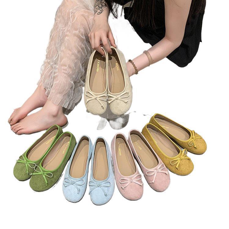 Women's Ballet Flats with Bow Detail