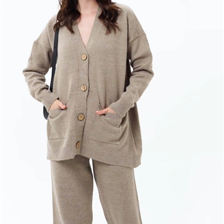Women's Cozy Knit Cardigan with Pockets and Button Details