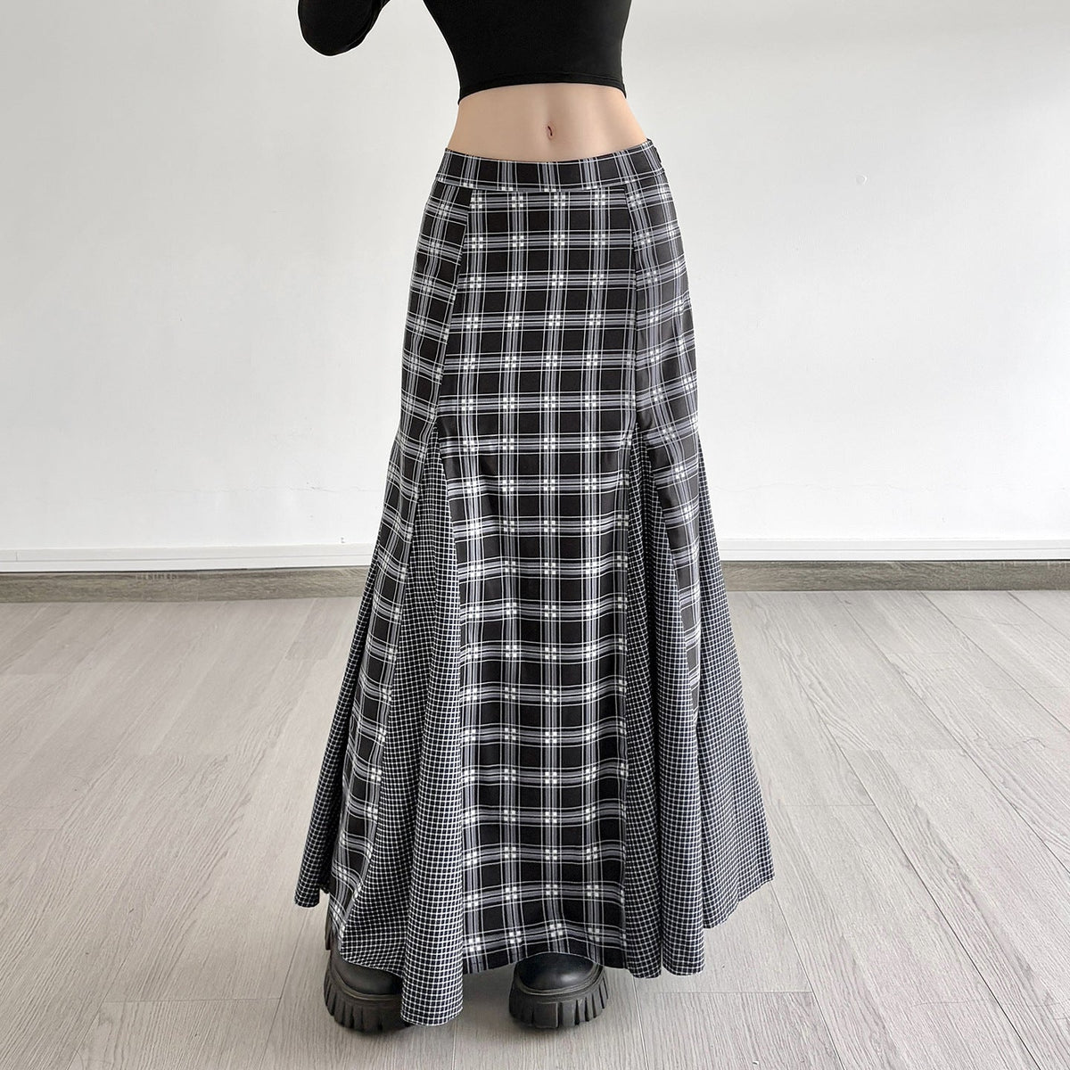 Women's Plaid Maxi Skirt with Slit