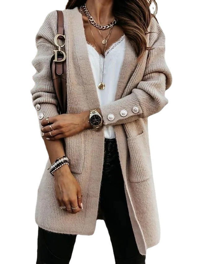 Elegant Knit Cardigan with Button Details and Pockets