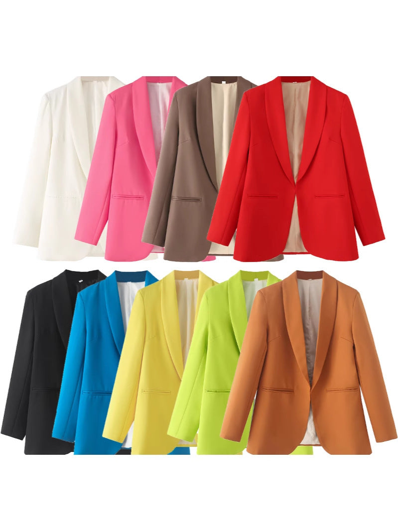 Women's Elegant Blazer with Modern Cut and Practical Pockets